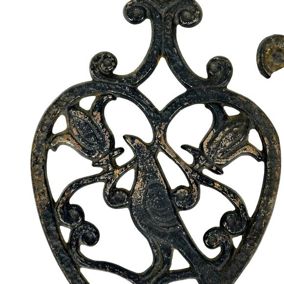 Unique Vintage Cast Iron Trivets-Rustic Elegant Design-Kitchen Decor/Table Use! - Picture 2 of 6